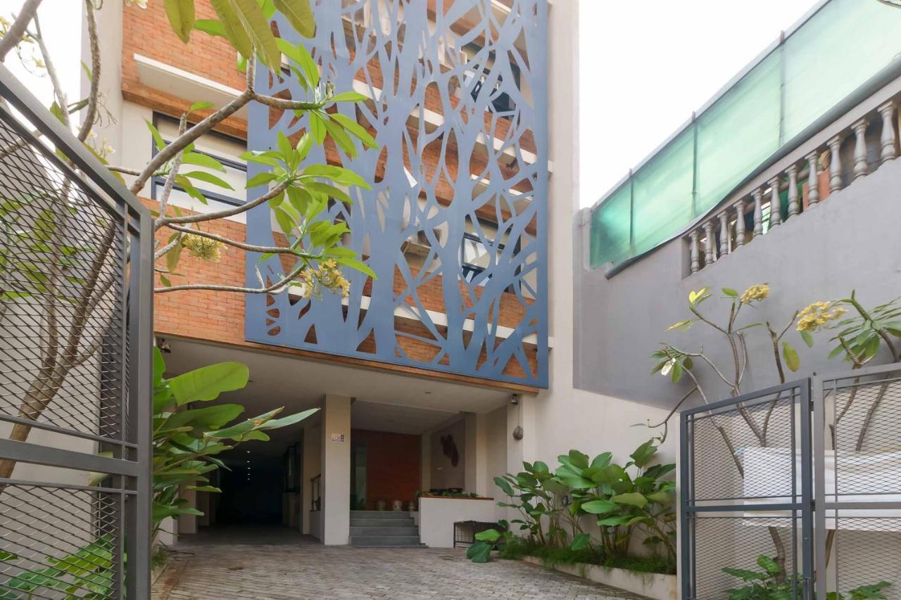 RedDoorz Plus near Radio Dalam 3 Jakarta Bagian luar foto